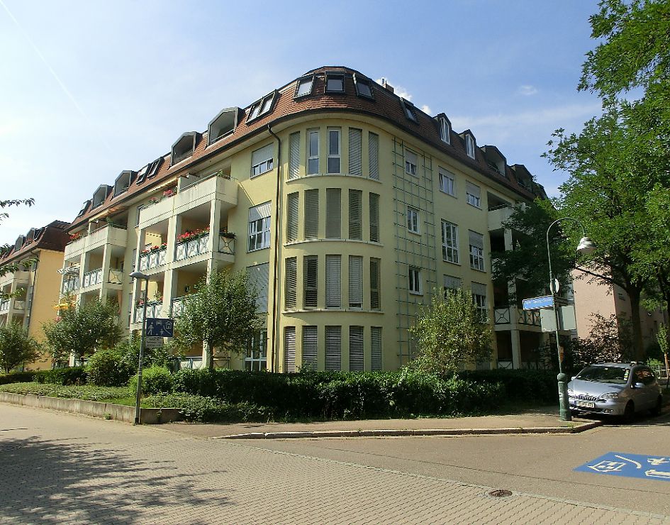 Detailansicht Peter-Sprung-Straße 9 - 15